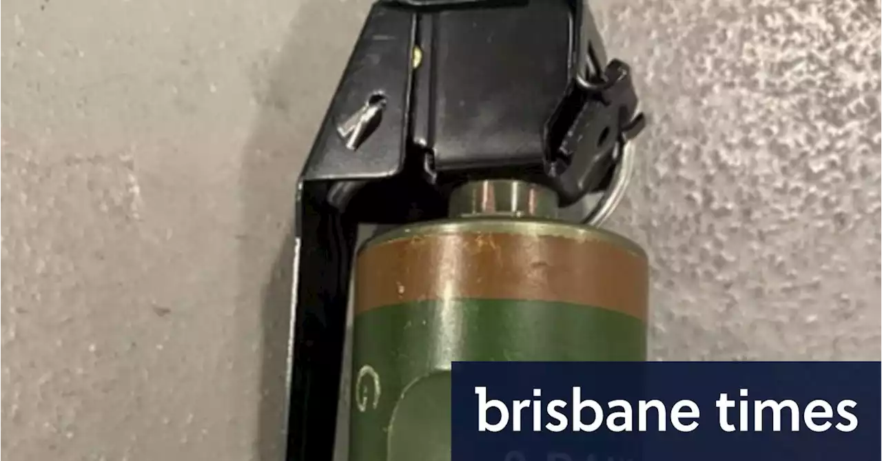 Search for stun grenade lost by police during Queensland siege