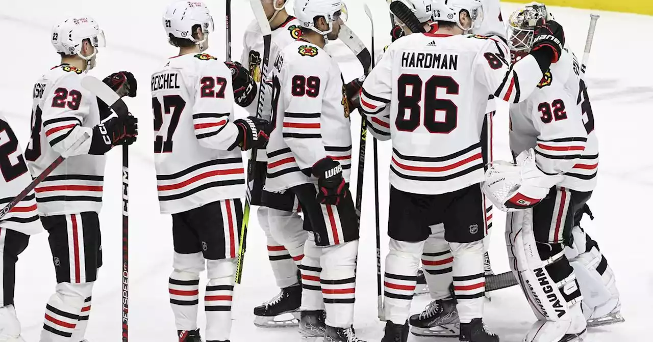 Chicago Blackhawks lose ground for winning, falling to No. 4 on the draft board after beating the Nashville Predators