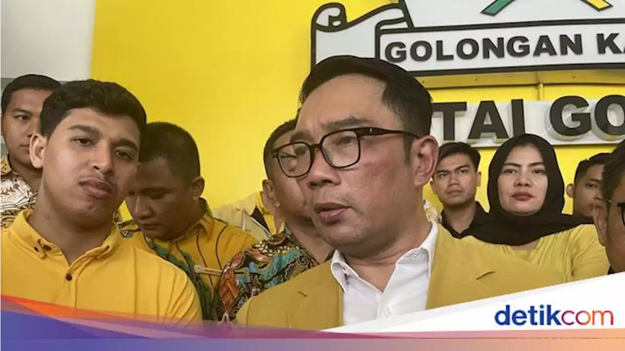 Guru Cirebon Dipecat Gegara 'Maneh', Golkar Jabar Bela Ridwan Kamil