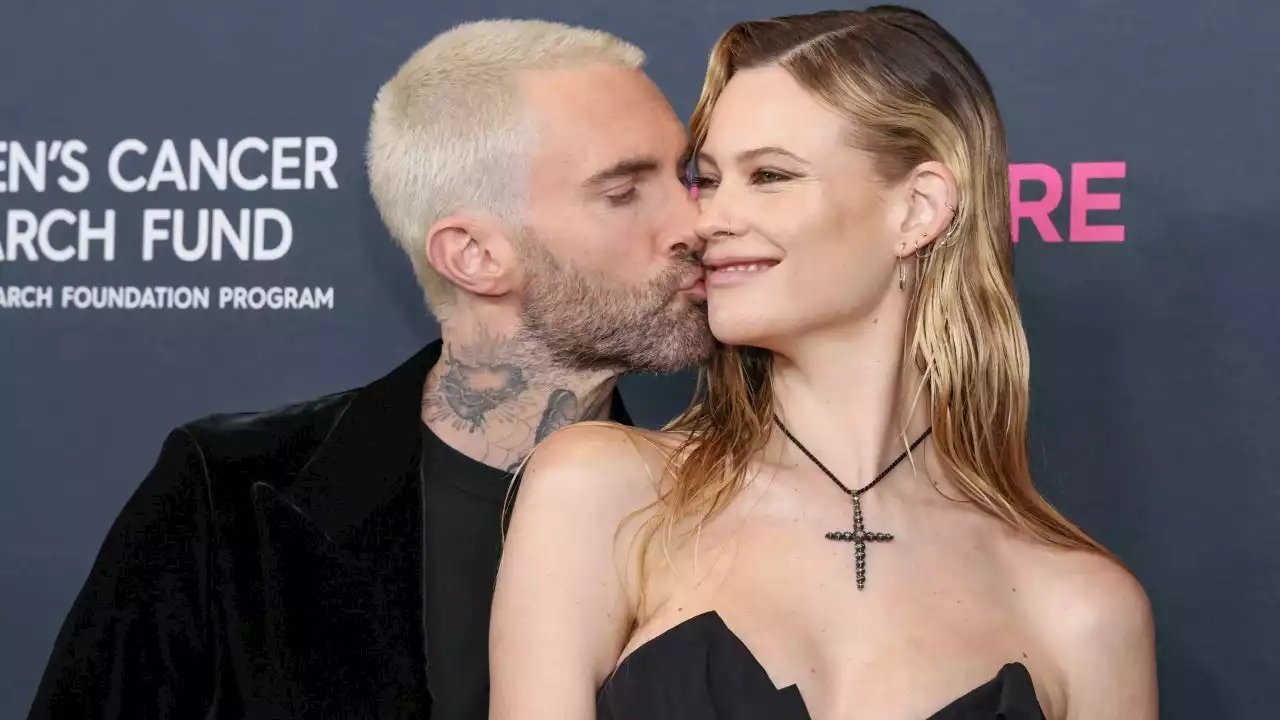 Adam Levine and Behati Prinsloo Pack on the PDA on the Red Carpet