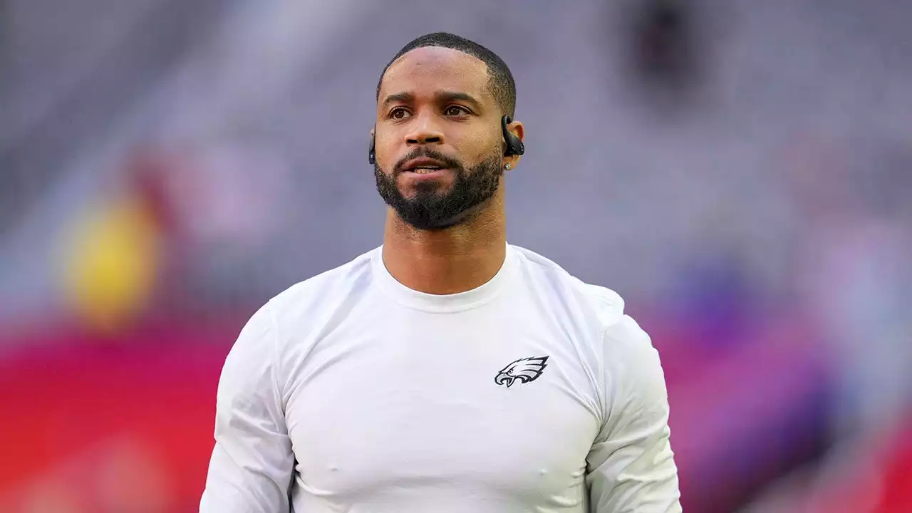 Eagles' Darius Slay tweets he is staying in Philadelphia: 'Back like I never left'