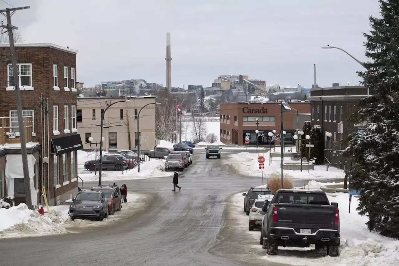 Quebec to relocate 200 households from smelter’s toxic fumes