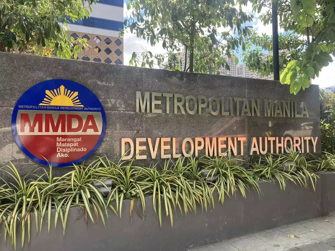 Exclusive motorcycle lane dry run on Commonwealth Avenue extended until March 26 — MMDA