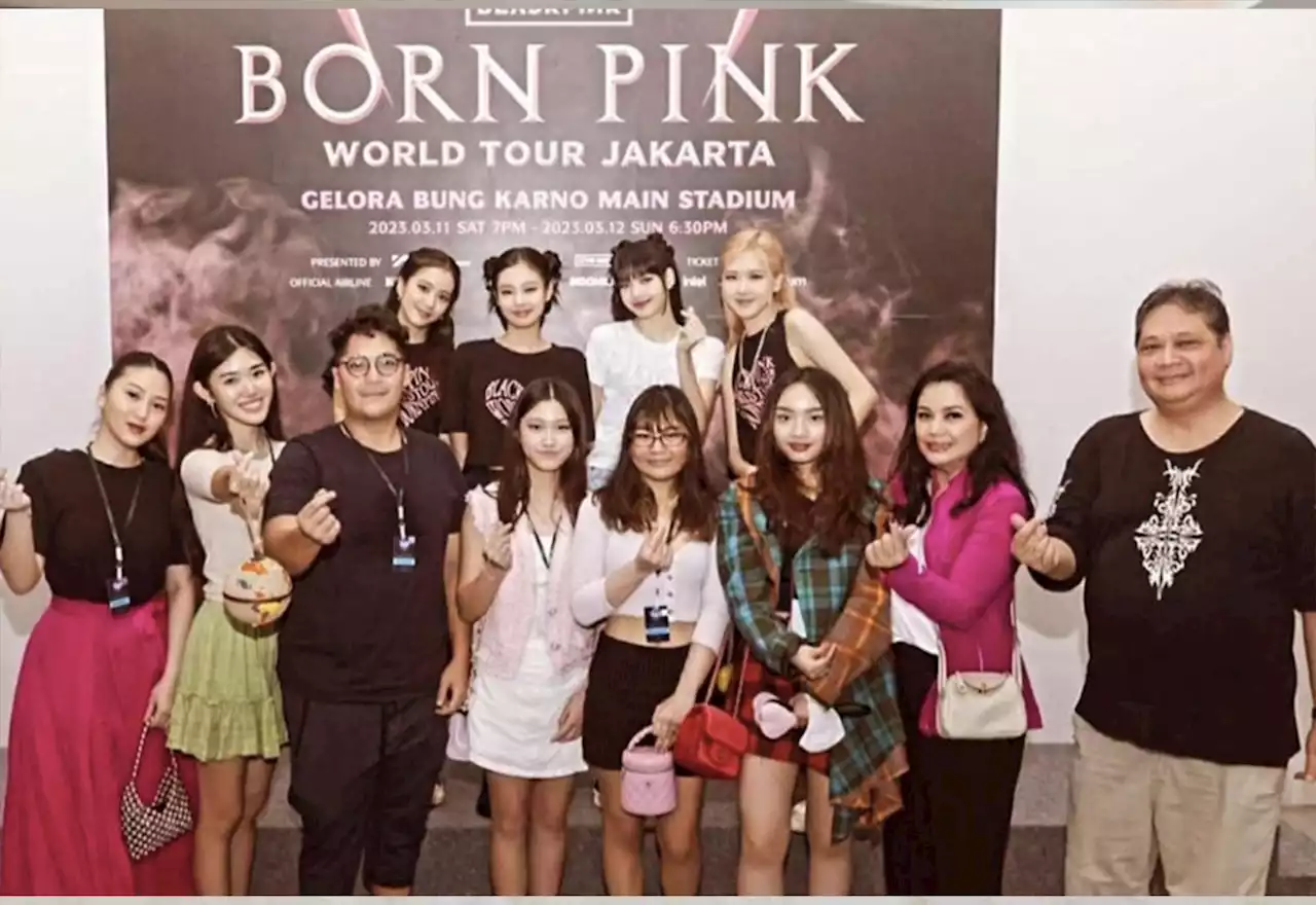 Airlangga Hartarto Foto Bareng BLACKPINK, Mulan Jameela Langsung Beri Emoticon Love