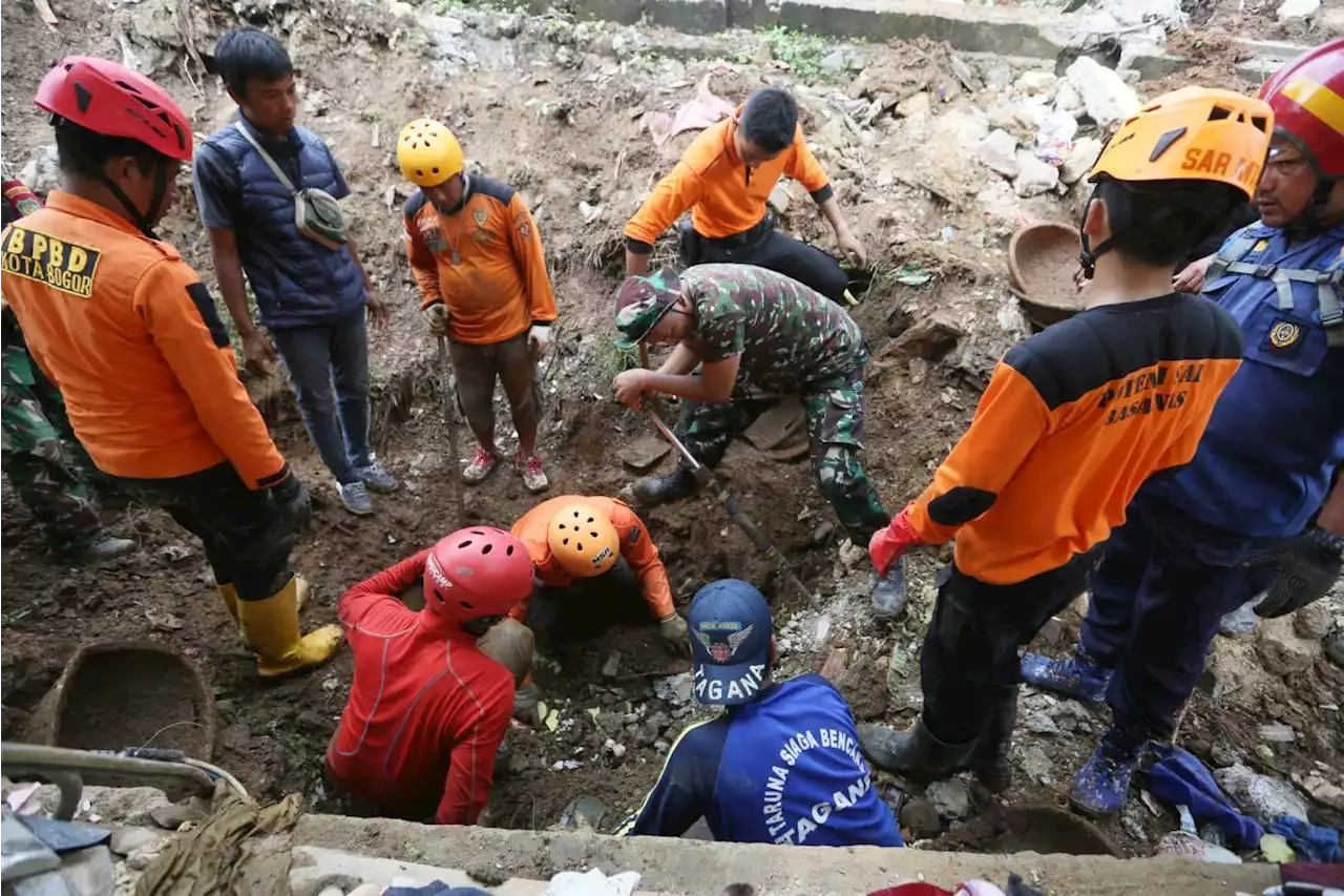 Semua Jasad Korban Longsor di Perlintasan KA Pangrango Bogor-Sukabumi Sudah Ditemukan