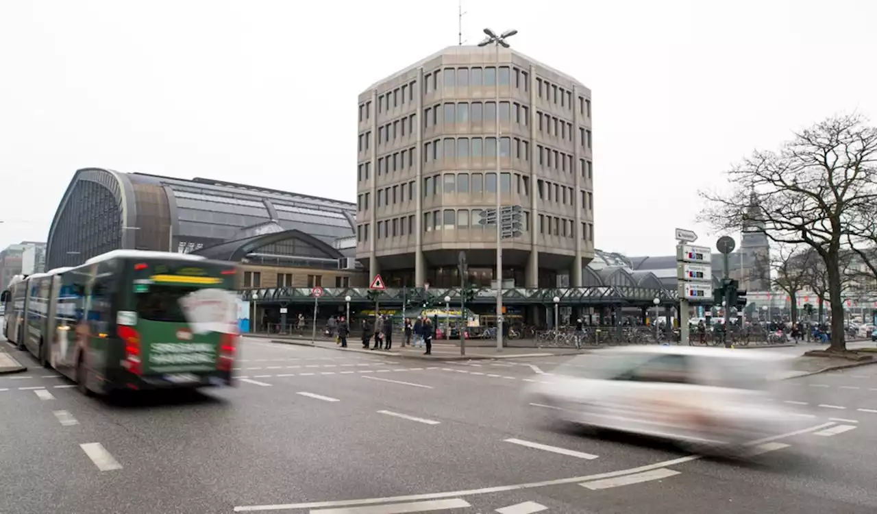 Lebensgefährlicher Messer-Angriff in Hamburg: Mann droht lange Haftstrafe