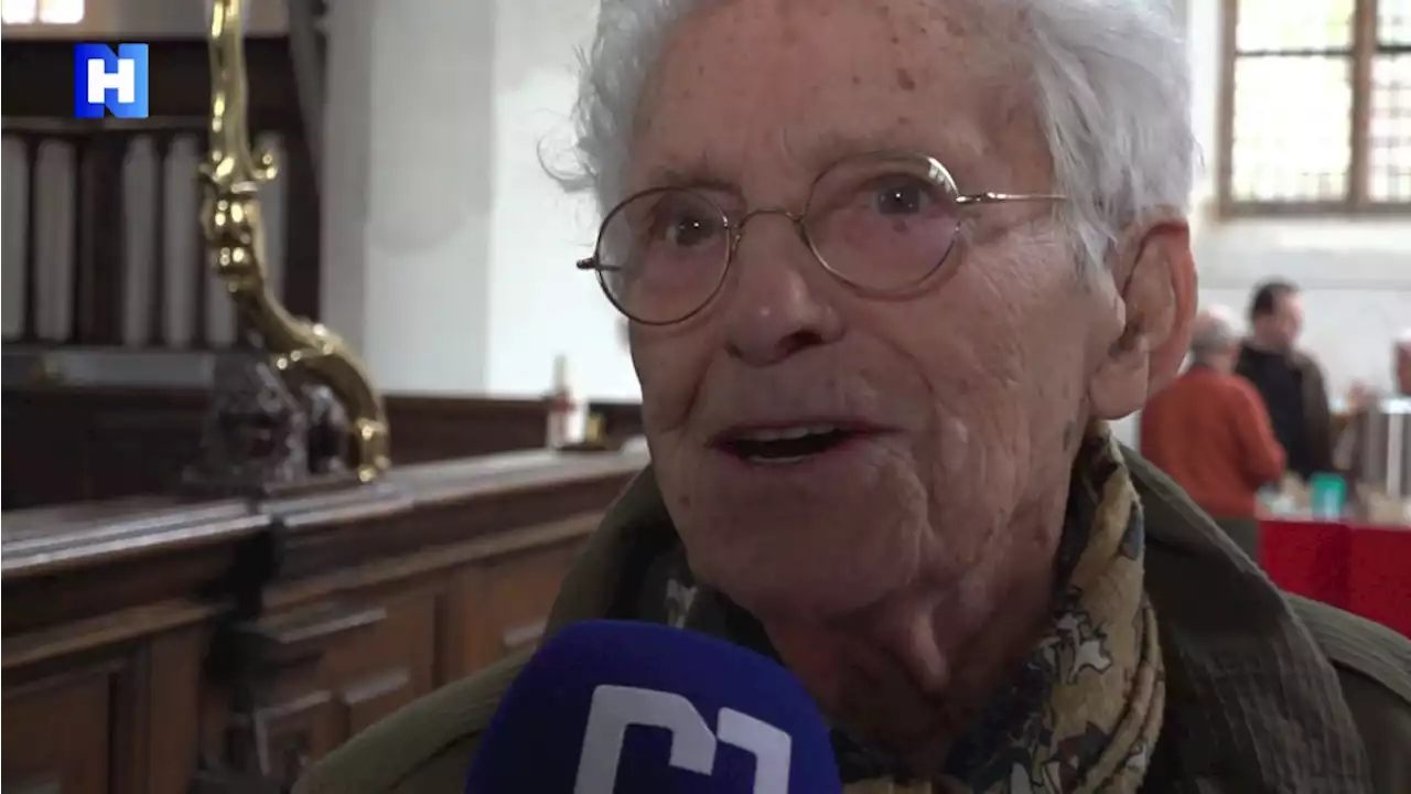 Hoogovenstakers komen 50 jaar later weer samen in grote kerk Beverwijk