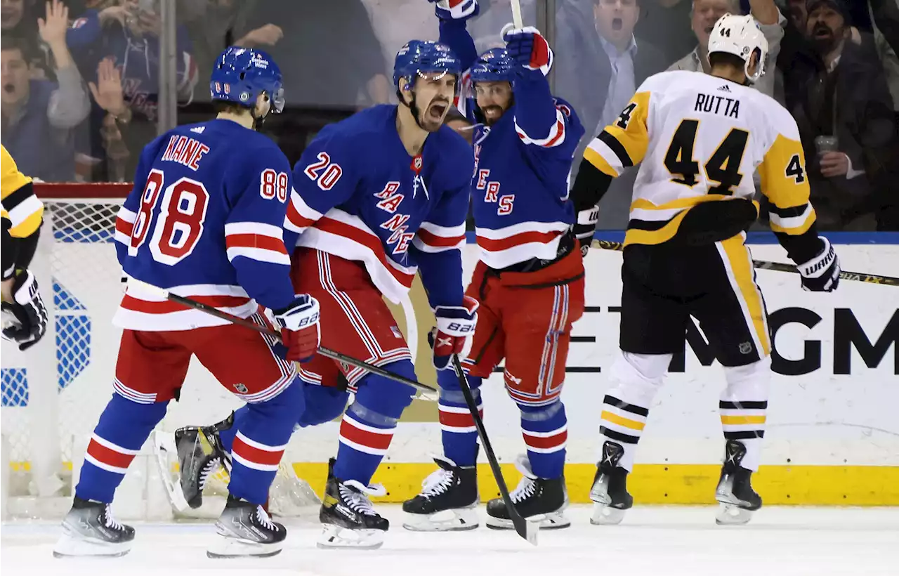 Chris Kreider’s late heroics propel Rangers past Penguins