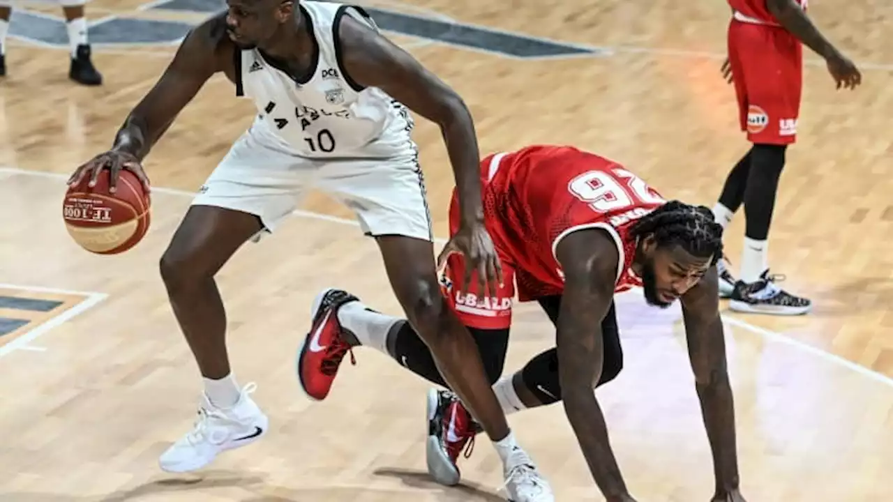 Basket: Mathias Lessort suspendu 3 matchs avec le Partizan Belgrade pour avoir frappé un adversaire