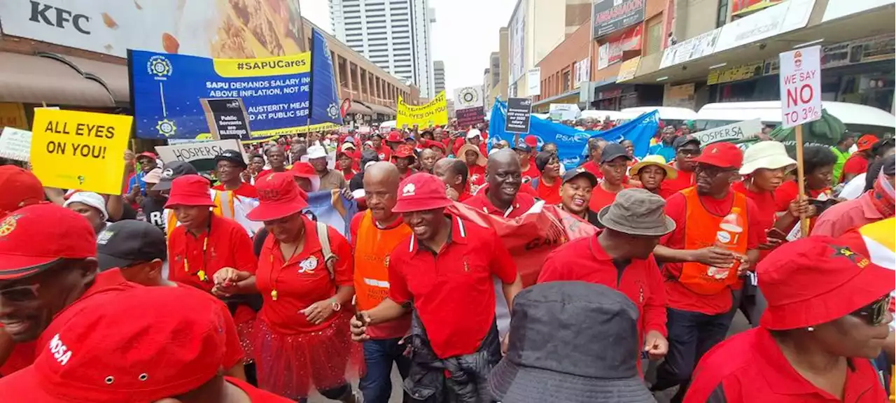 Monday's planned shutdown march will be peaceful: Vavi - SABC News