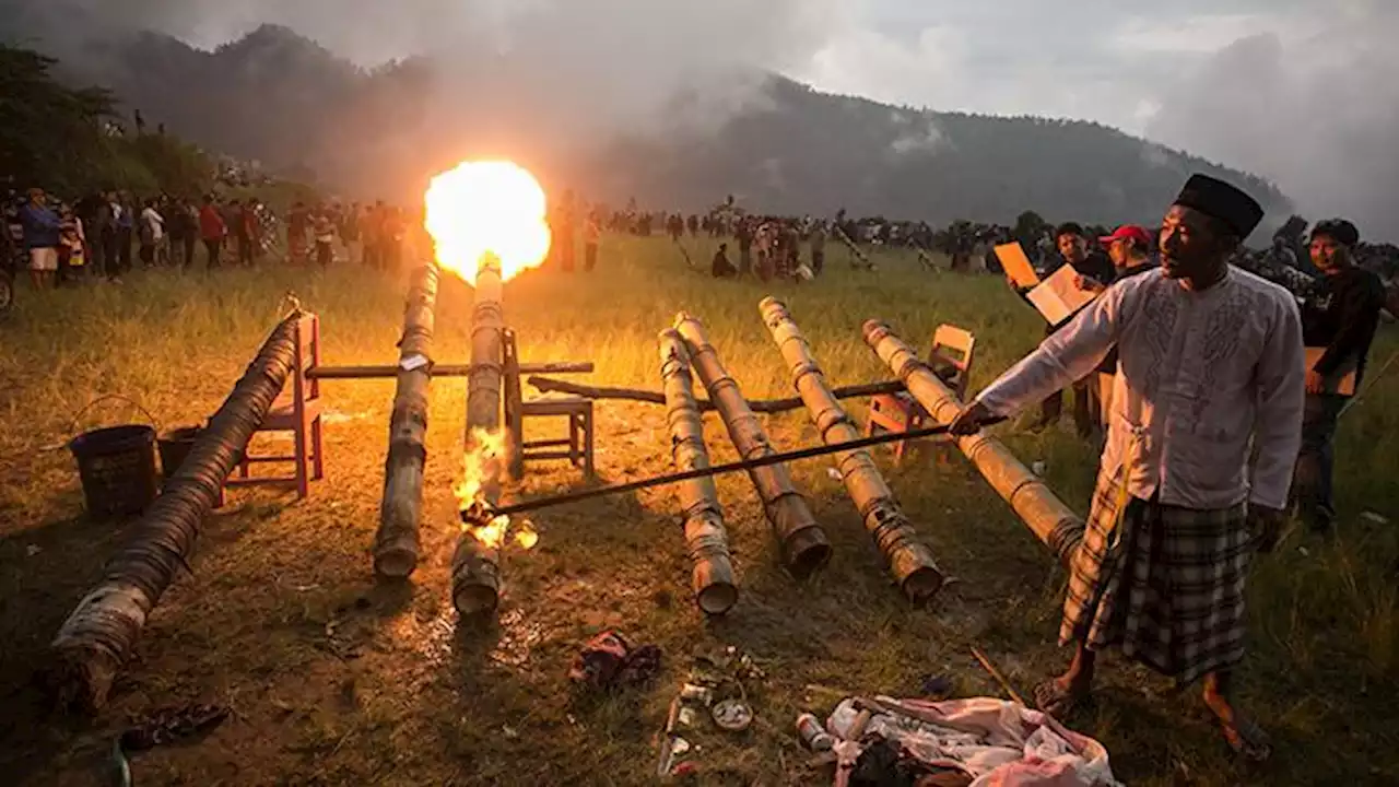 Kegiatan Ngabuburit Seru, Begini Cara Membuat dan Memainkan Meriam Karbit