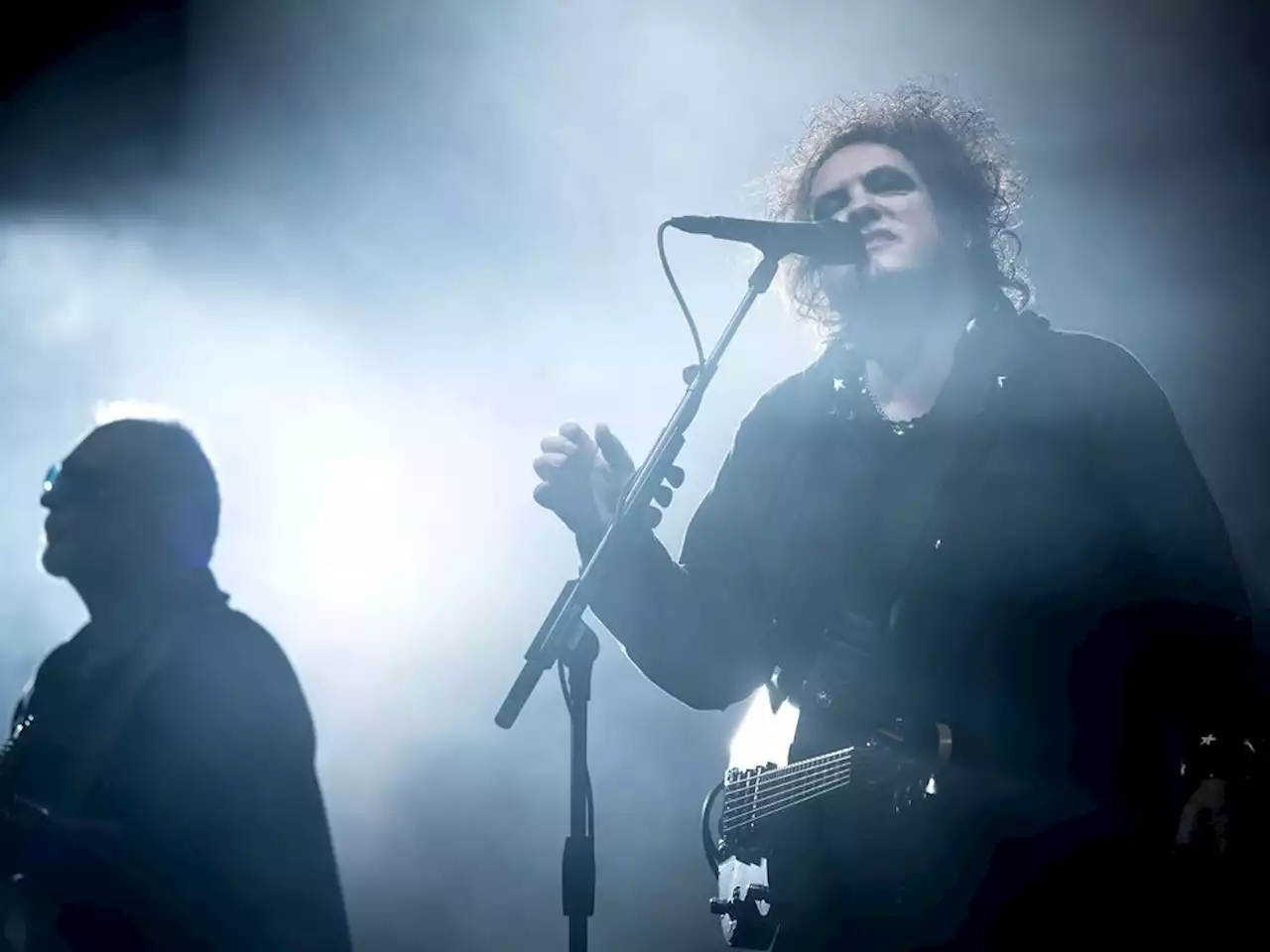 The Cure’s Robert Smith says Ticketmaster will give some refunds after fees row