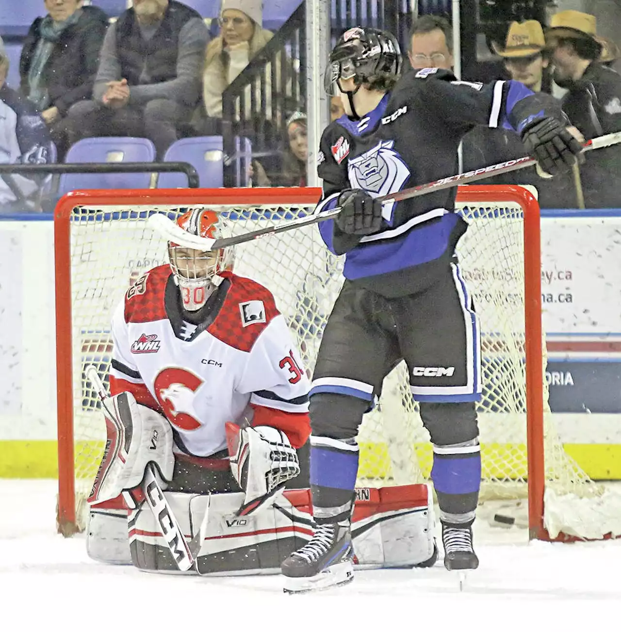 Victoria Royals take reeling road show into Prince George