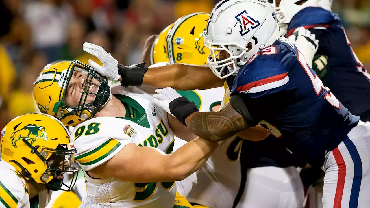 'Service team' superhero Jacob Manu continues to bud into reliable linebacker for Arizona