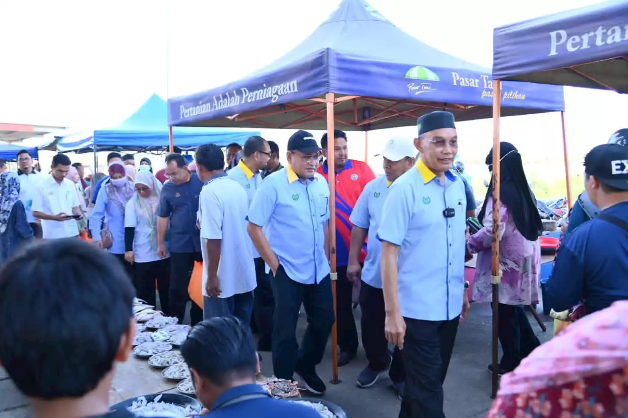 Lapan tan sampah sehari, kempen nat bebas sampah beri kesedaran jaga kebersihan