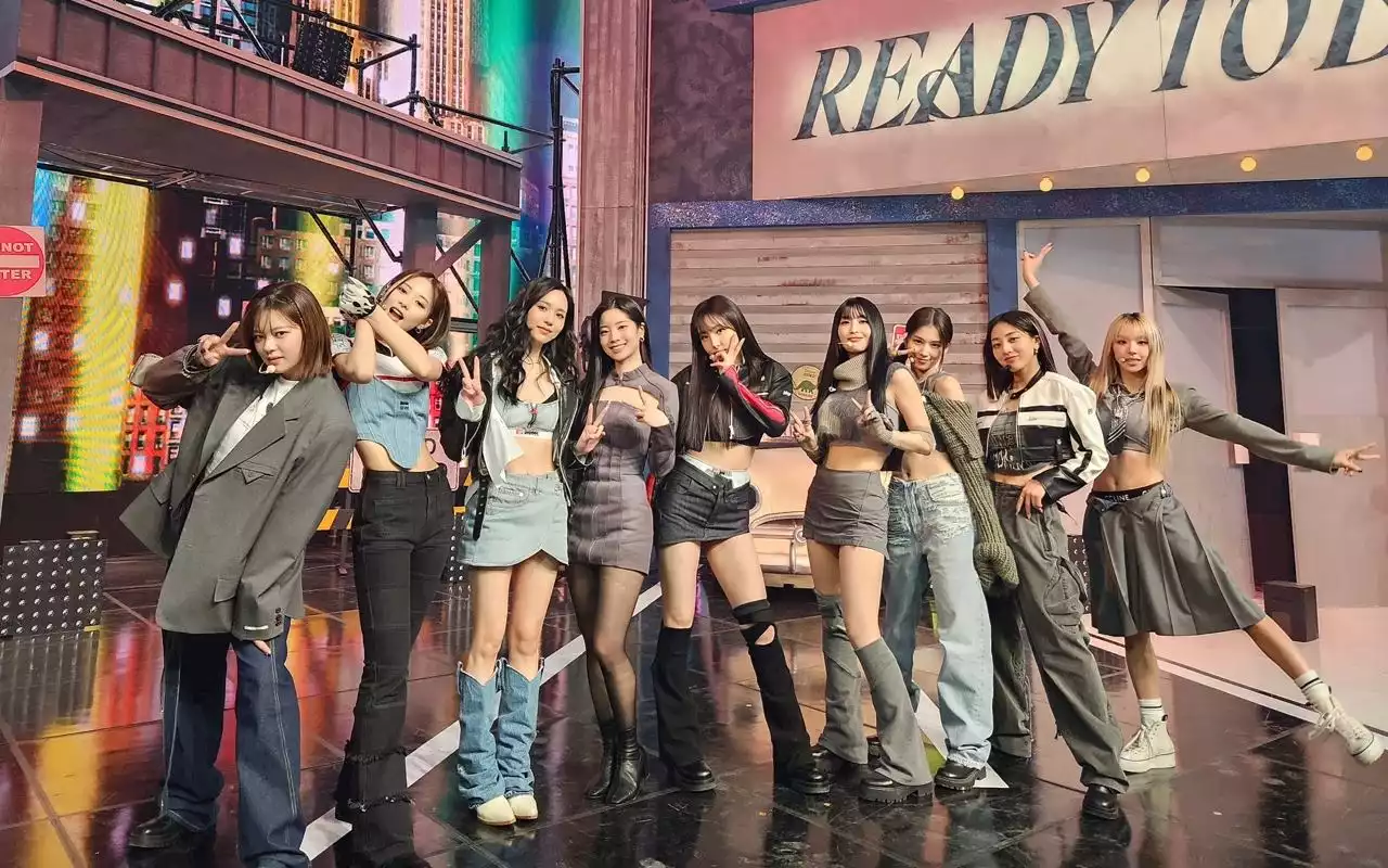 TWICE Jual 1 Juta Album 'Ready To Be' Tapi Jeblok di Chart Digital, Kinerja Fandom Dipertanyakan