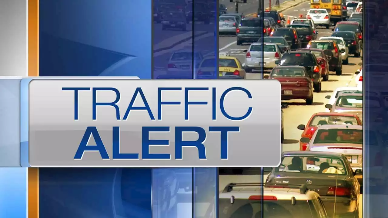 TRAFFIC ALERT: Crash blocks inbound lanes on Eisenhower Expressway during rush hour