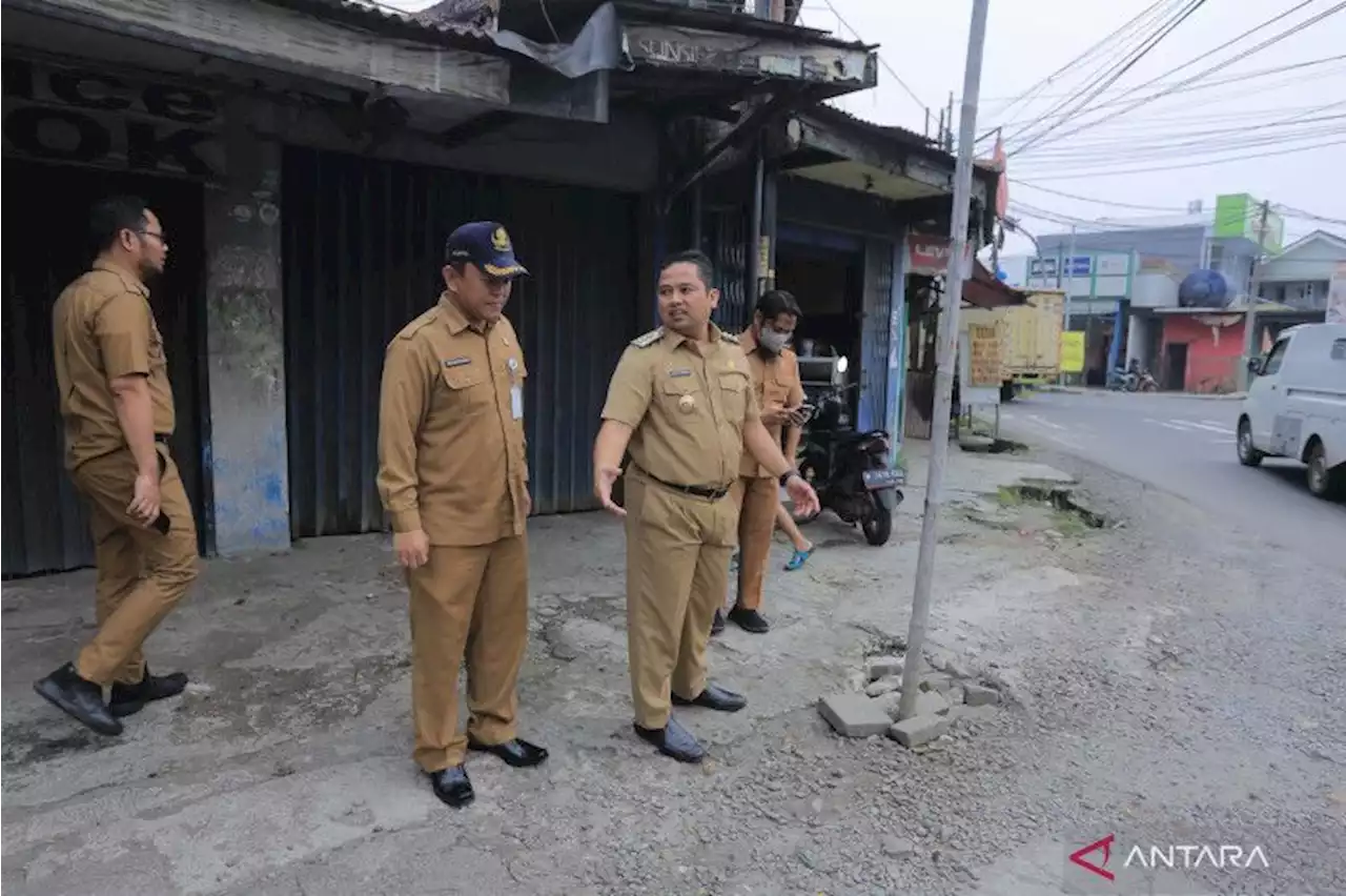 Wali Kota dorong PUPR tingkatkan pengawasan perbaikan jalan Tangerang