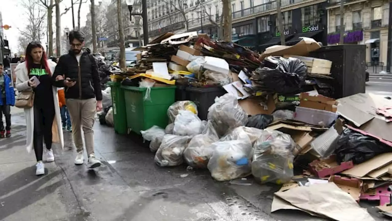 Grève des éboueurs à Paris: pourquoi les poubelles jonchent toujours les rues malgré les réquisitions