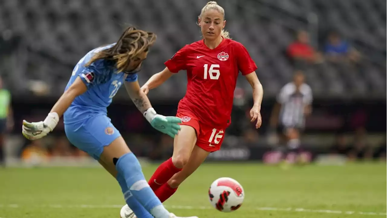 Knee injury knocks Canada's Janine Beckie out of this summer's World Cup