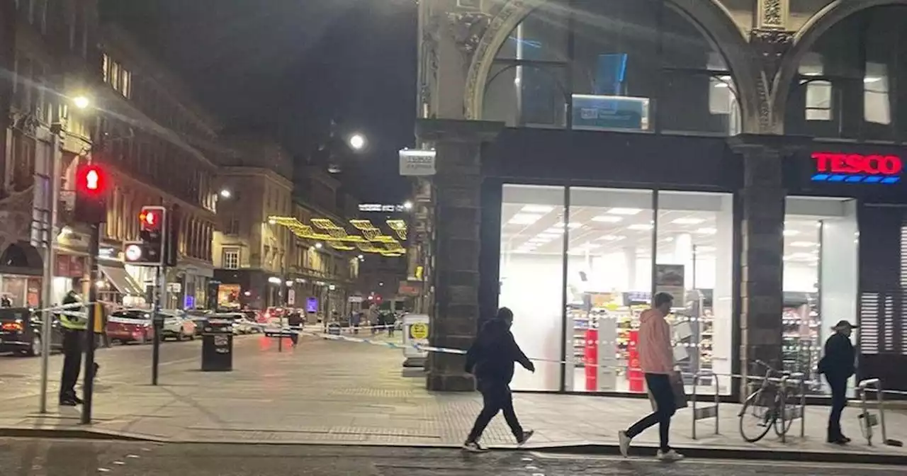 Teen arrested and charged after boy, 16, 'stabbed' in Glasgow city centre