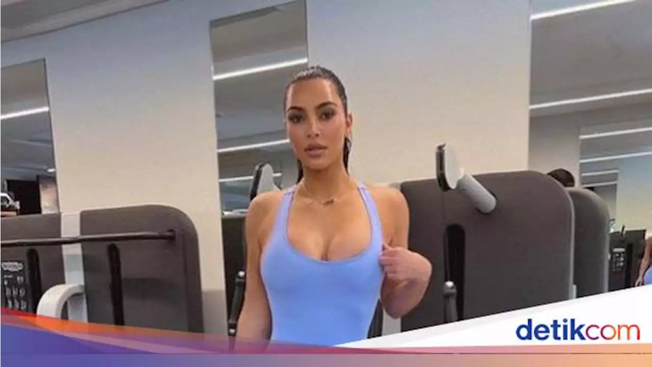 Resep Body Goals Kim Kardashian, Ibu 4 Anak yang Hobi Angkat Beban