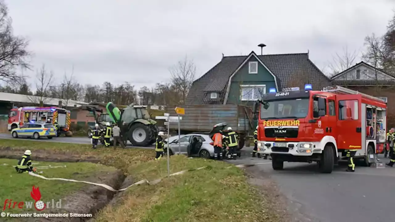 D: Pkw und Traktor kollidierten in Tiste