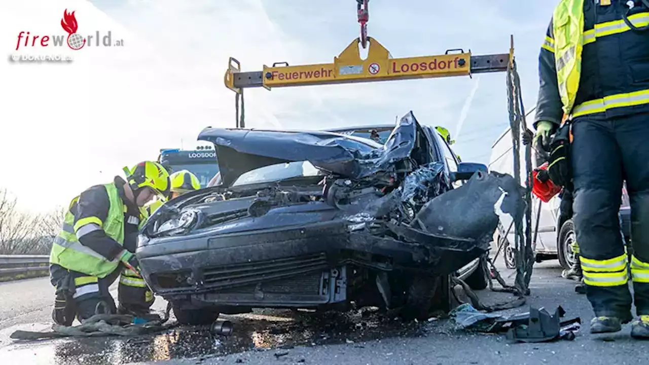 Nö: Fünf Pkw und ein Lkw in Blechschaden-Unfall auf A1 bei Loosdorf verwickelt