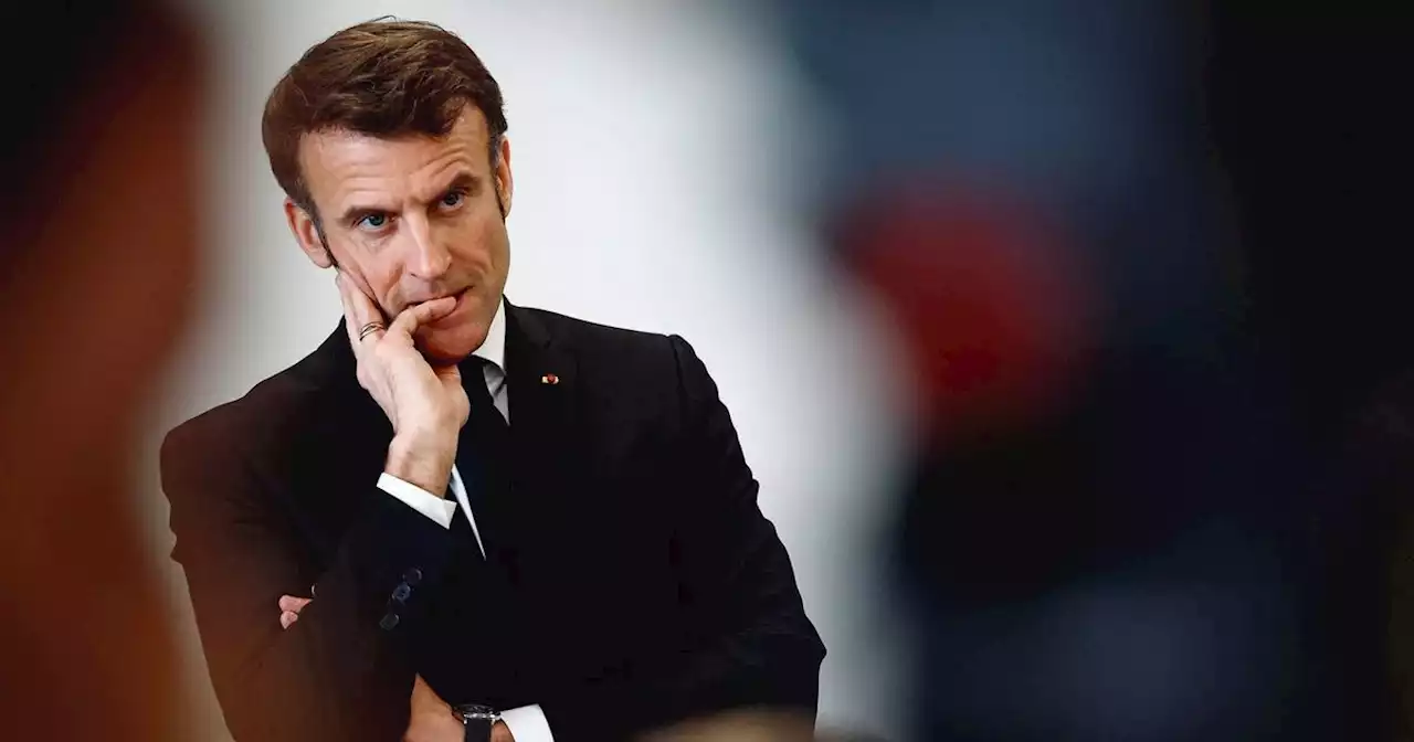 Macron sous pression pour panser les plaies du 49.3