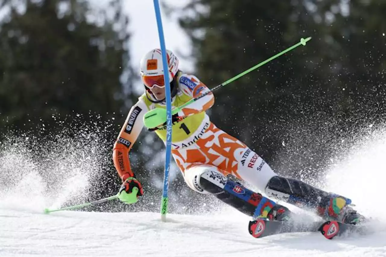 Petra Vlhova remporte la première manche du slalom de Soldeu, Shiffrin 4e