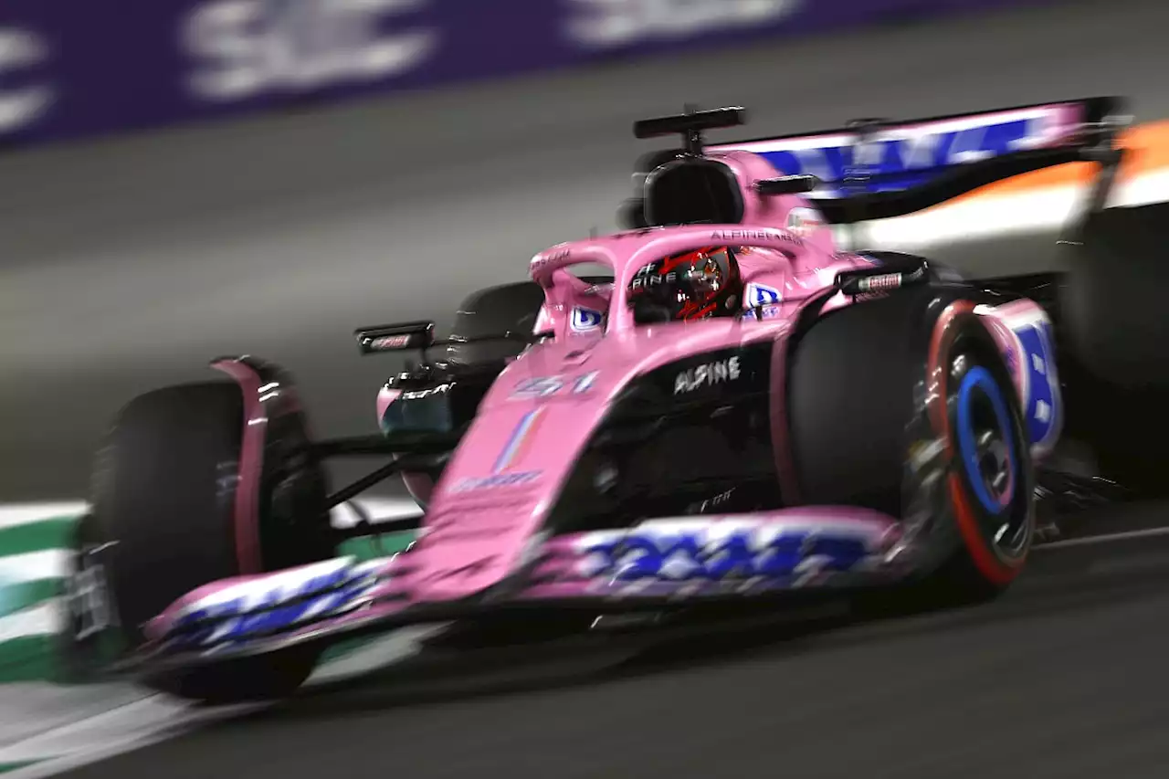 Ocon twice hit the wall in &quot;too close&quot; Saudi Arabian GP qualifying