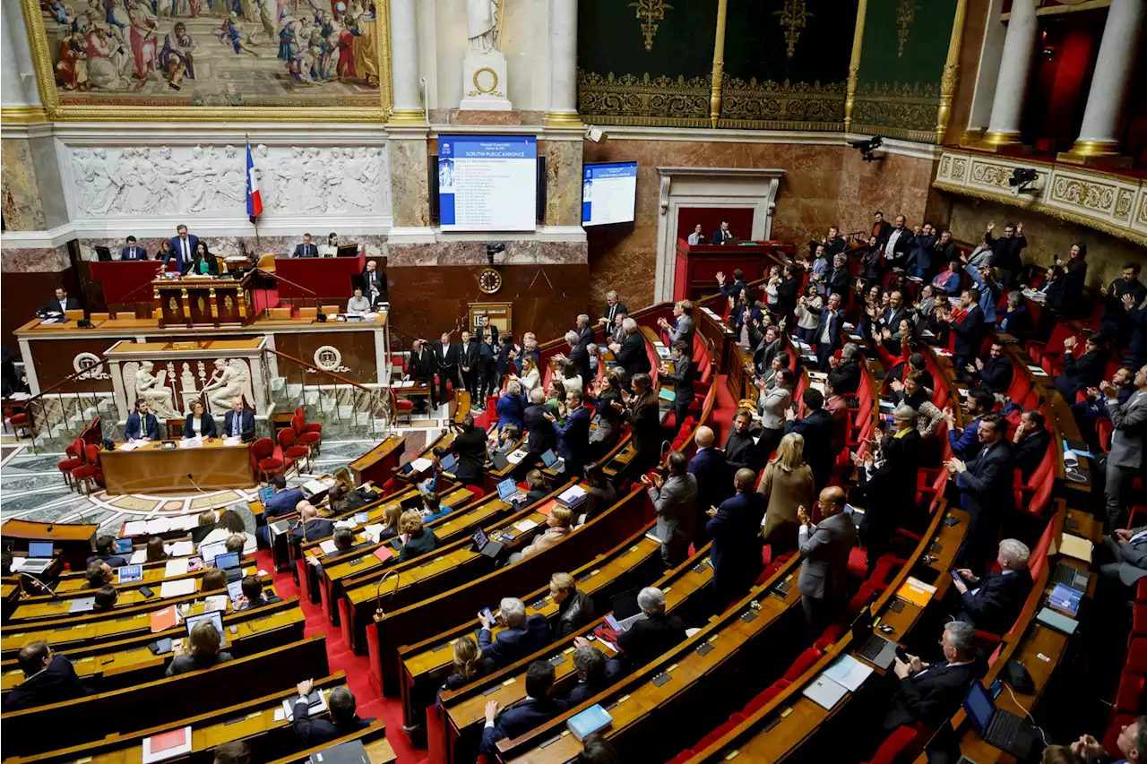 Retraites : une motion de censure a-t-elle une chance de passer ?