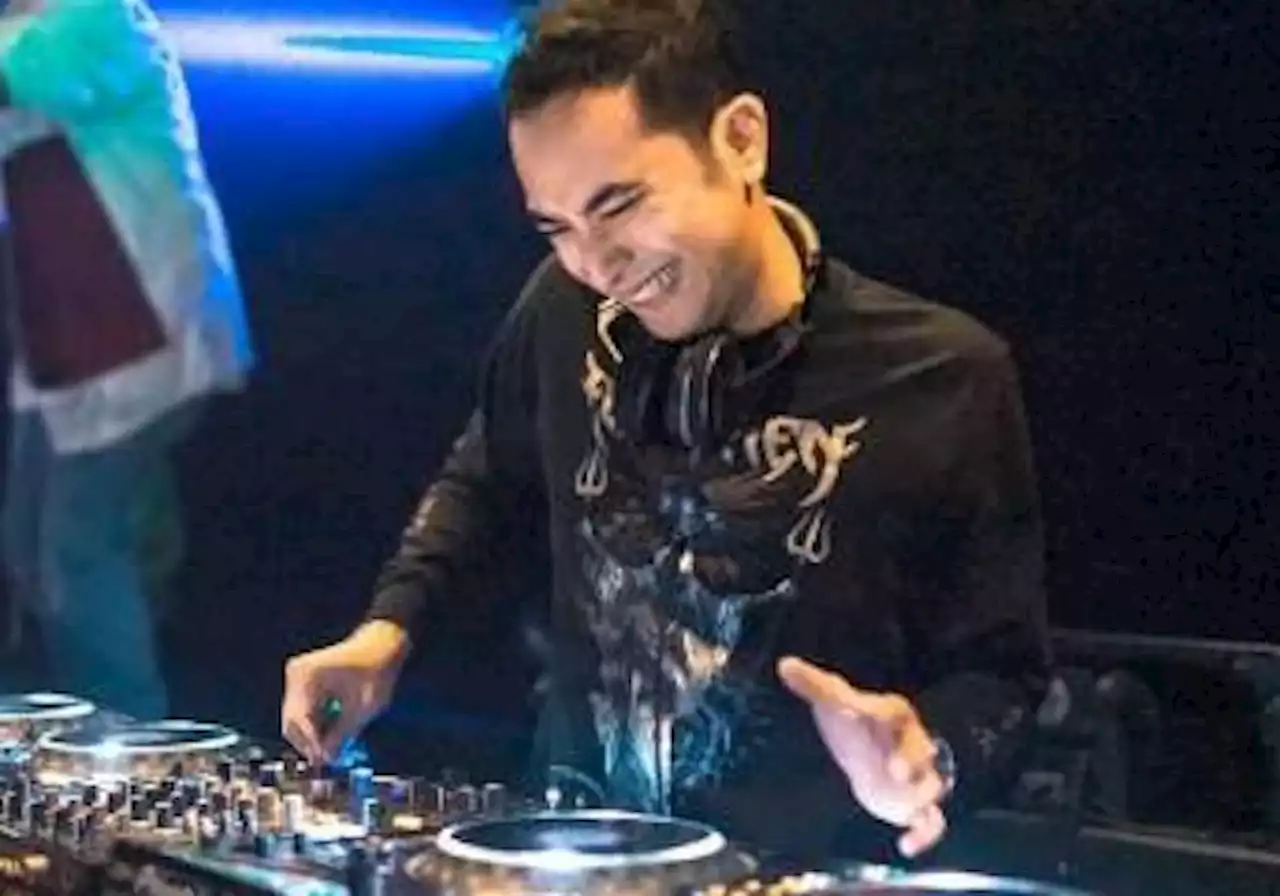 DJ Winky Wiryawan Bius Penonton di Konser Kygo Music in Jakarta