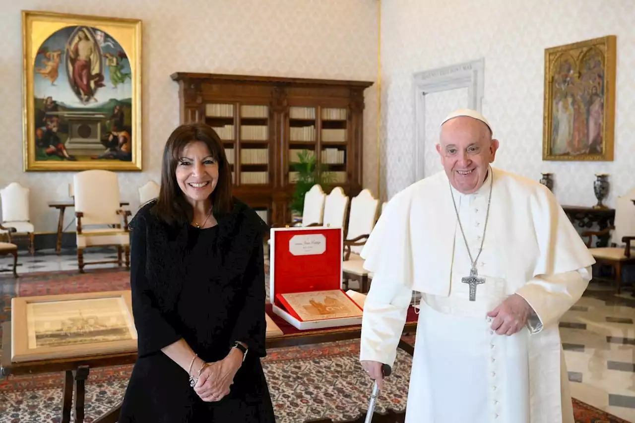 Réfugiés, restauration de Notre-Dame de Paris, climat : rencontre du pape François et d’Anne Hidalgo à Rome