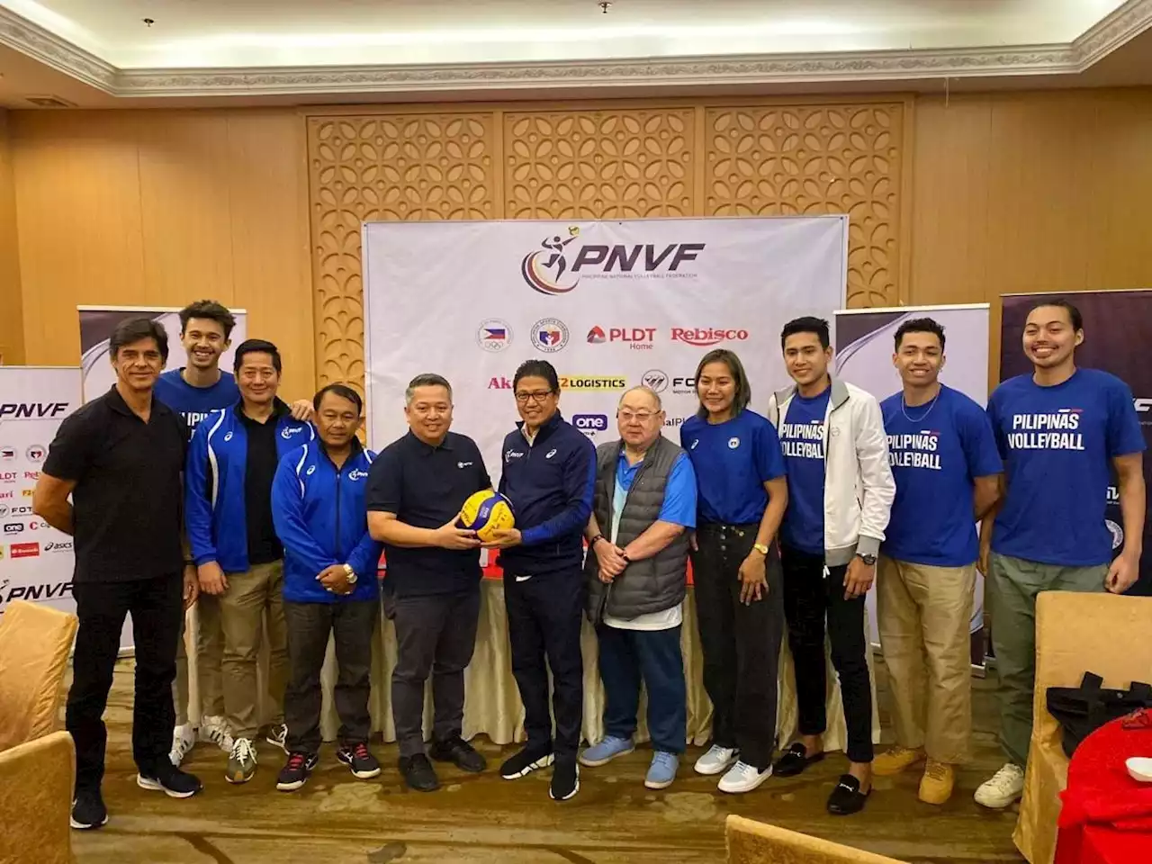 PNVF taps Brazilian coach for men's volleyball, beefs up team with 3 Fil-Ams