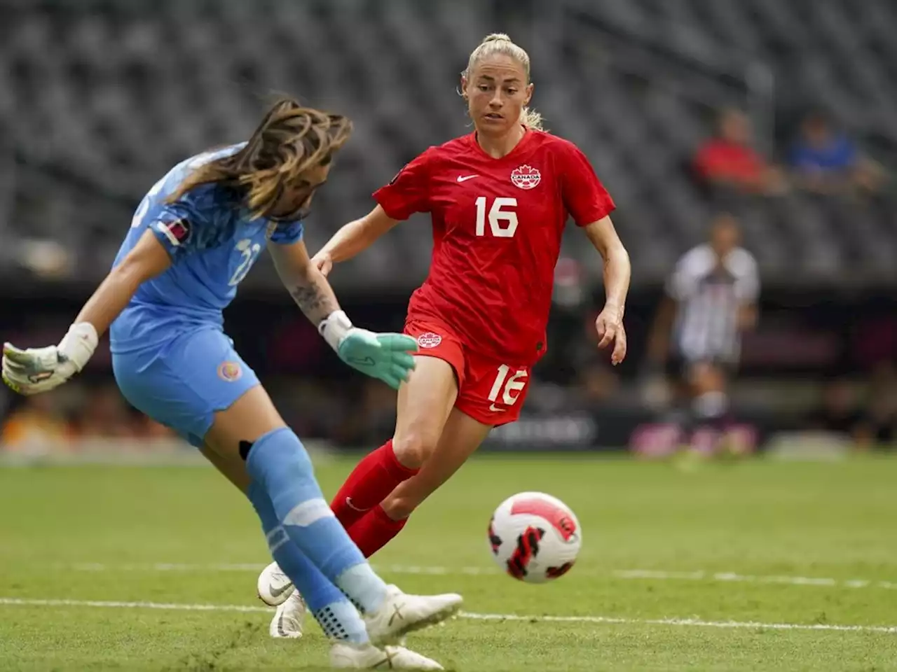 Knee injury knocks Canada's Janine Beckie out of World Cup