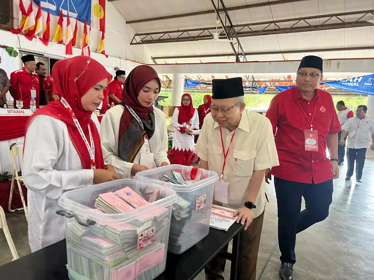 Luangan 'hidup Ku Li' bergema di Balai Rakyat Bukit Cekati