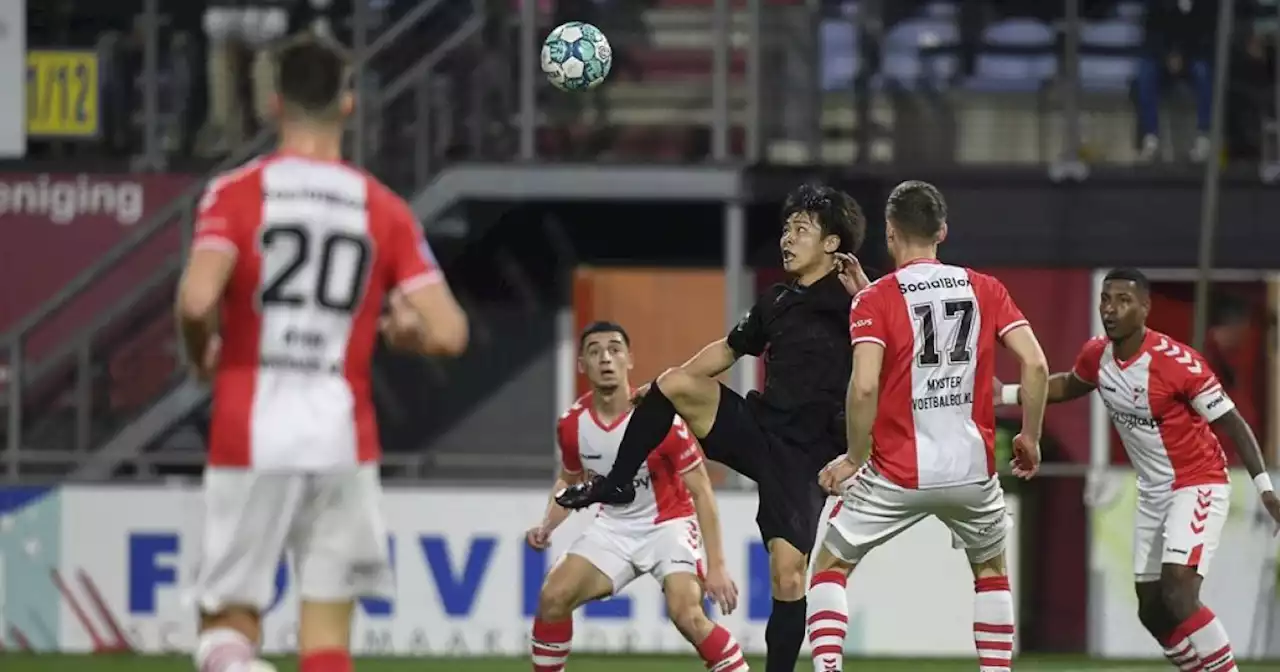 Sparta dankt Saito en Van Crooij tegen Emmen en neemt vijfde plek over van Twente