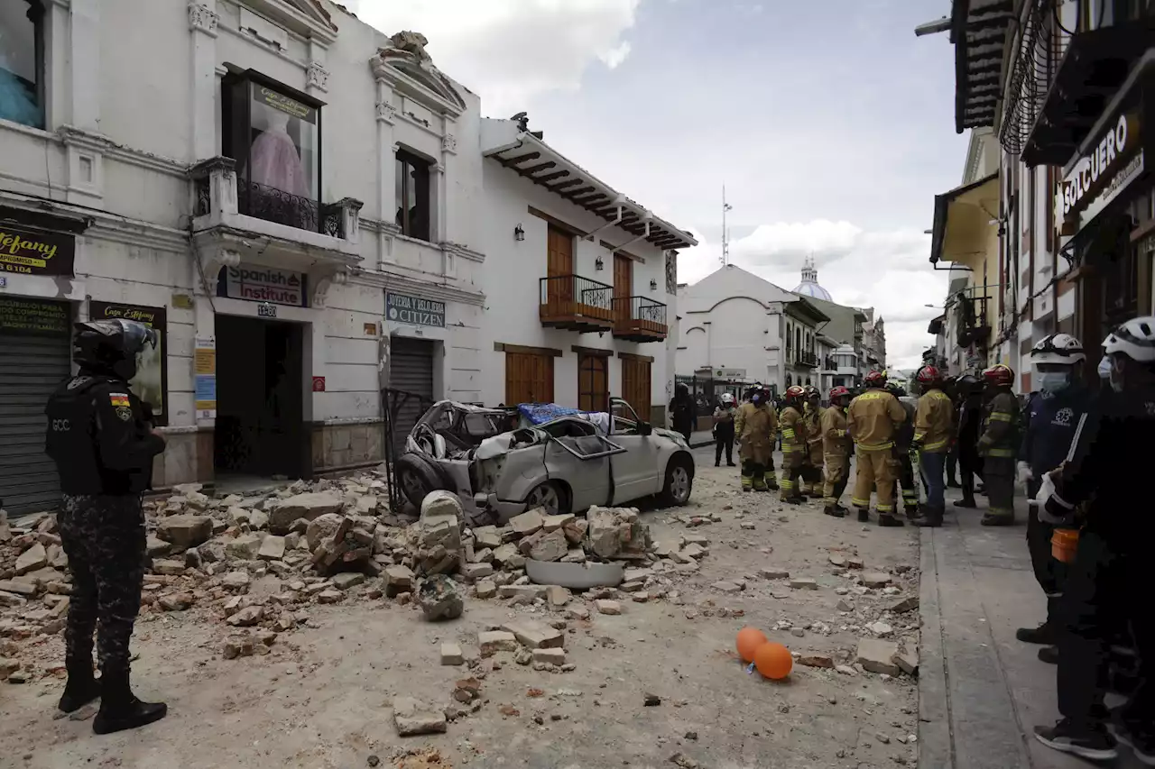 Ecuador earthquake kills at least 4, causes wide damage