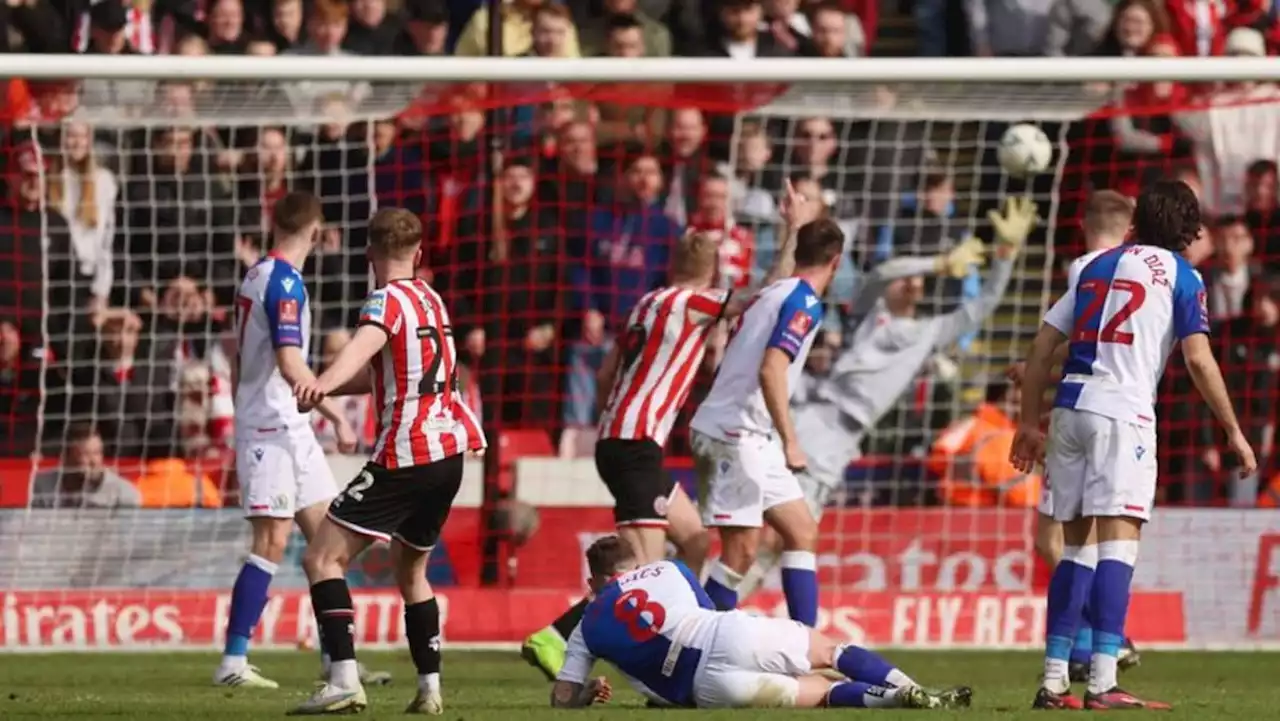 Doyle's late strike fires Sheffield United into FA Cup semis