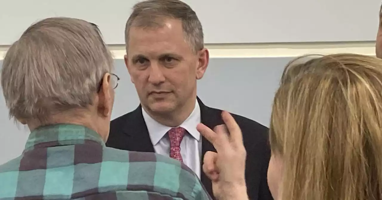 Congressman Sean Casten tells Orland Park town hall immigration reform would help employers fill jobs