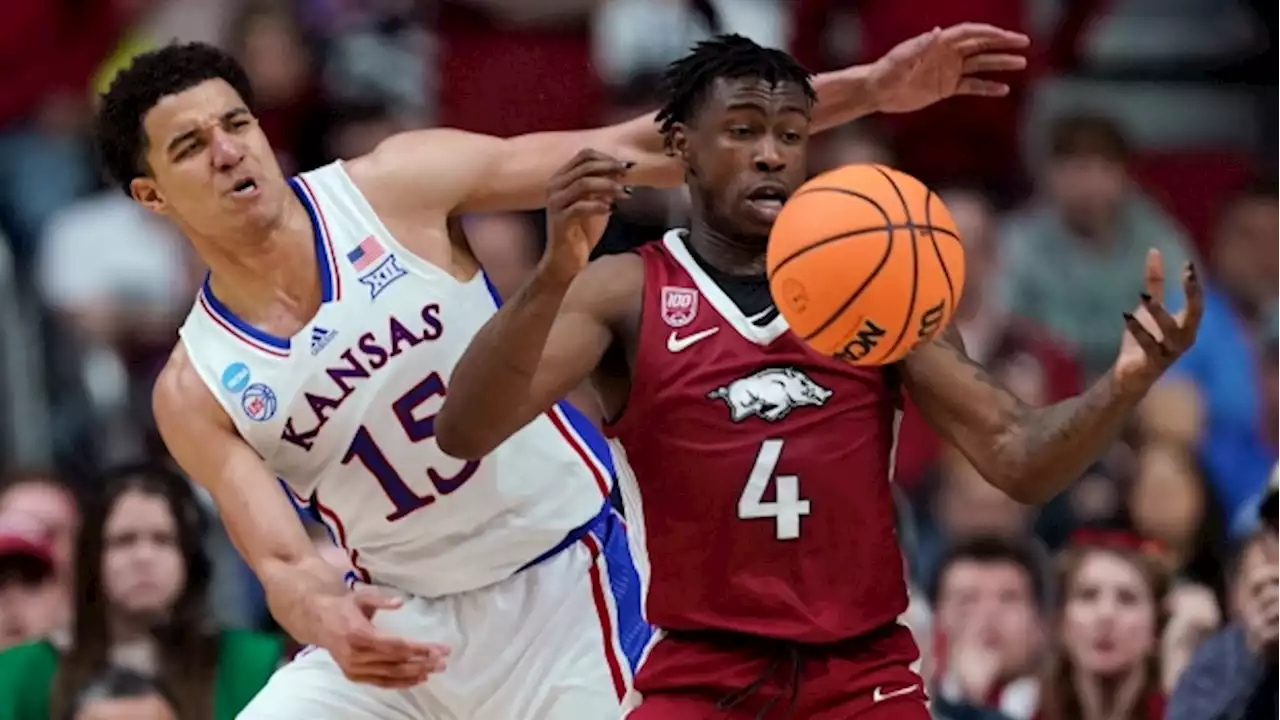 Arkansas ousts defending champ Kansas from March Madness