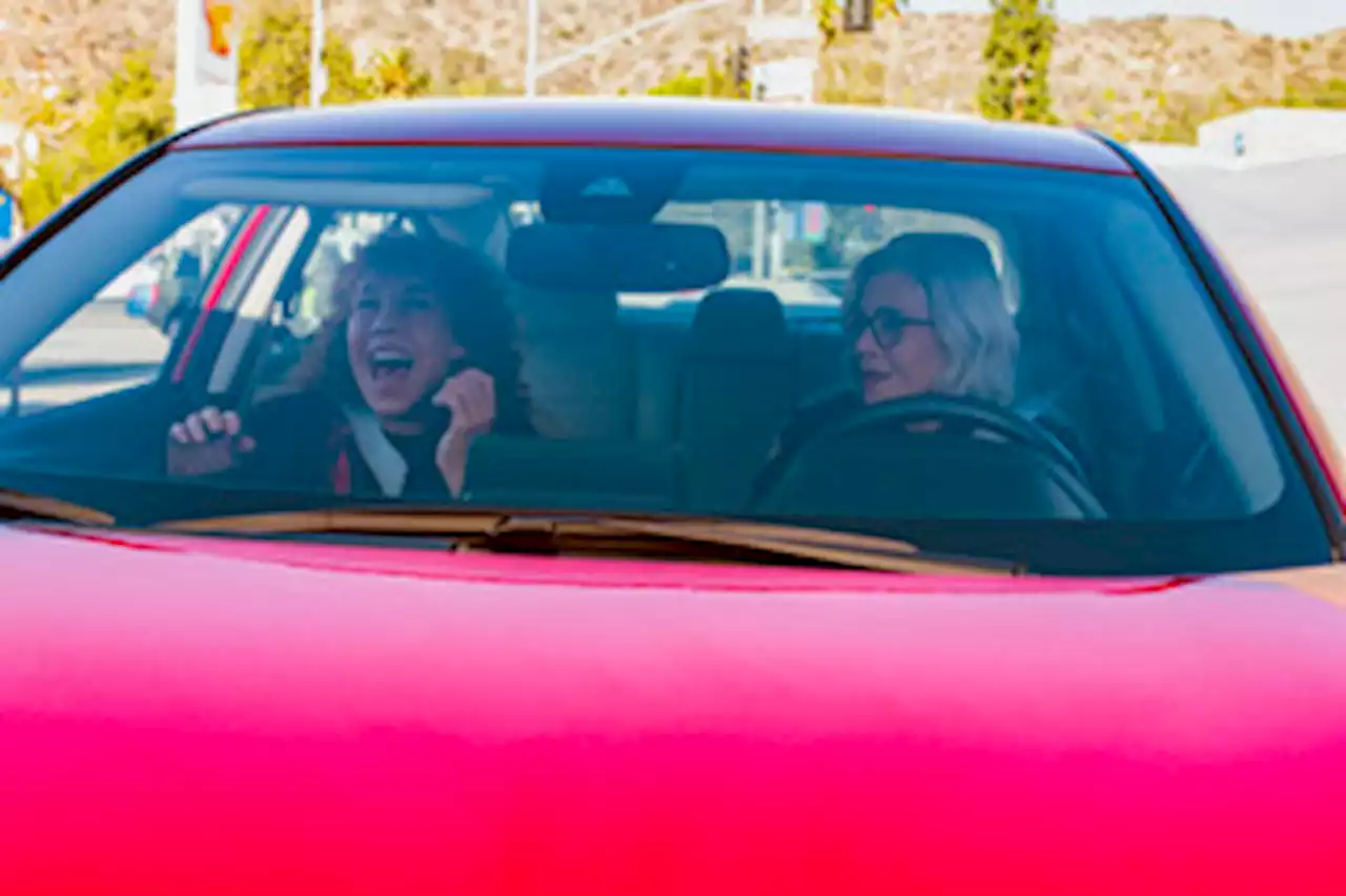 Jane Fonda, Lily Tomlin-Starring ‘Moving On’ Sees $800K Opening – Specialty Box Office