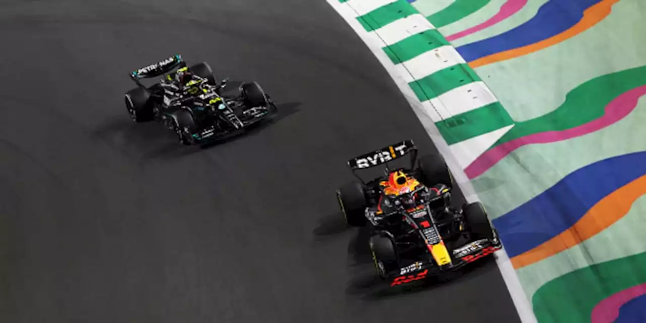 Mega-Aufholjagd von Verstappen reicht nicht zum Sieg - sein Teamkollege siegt