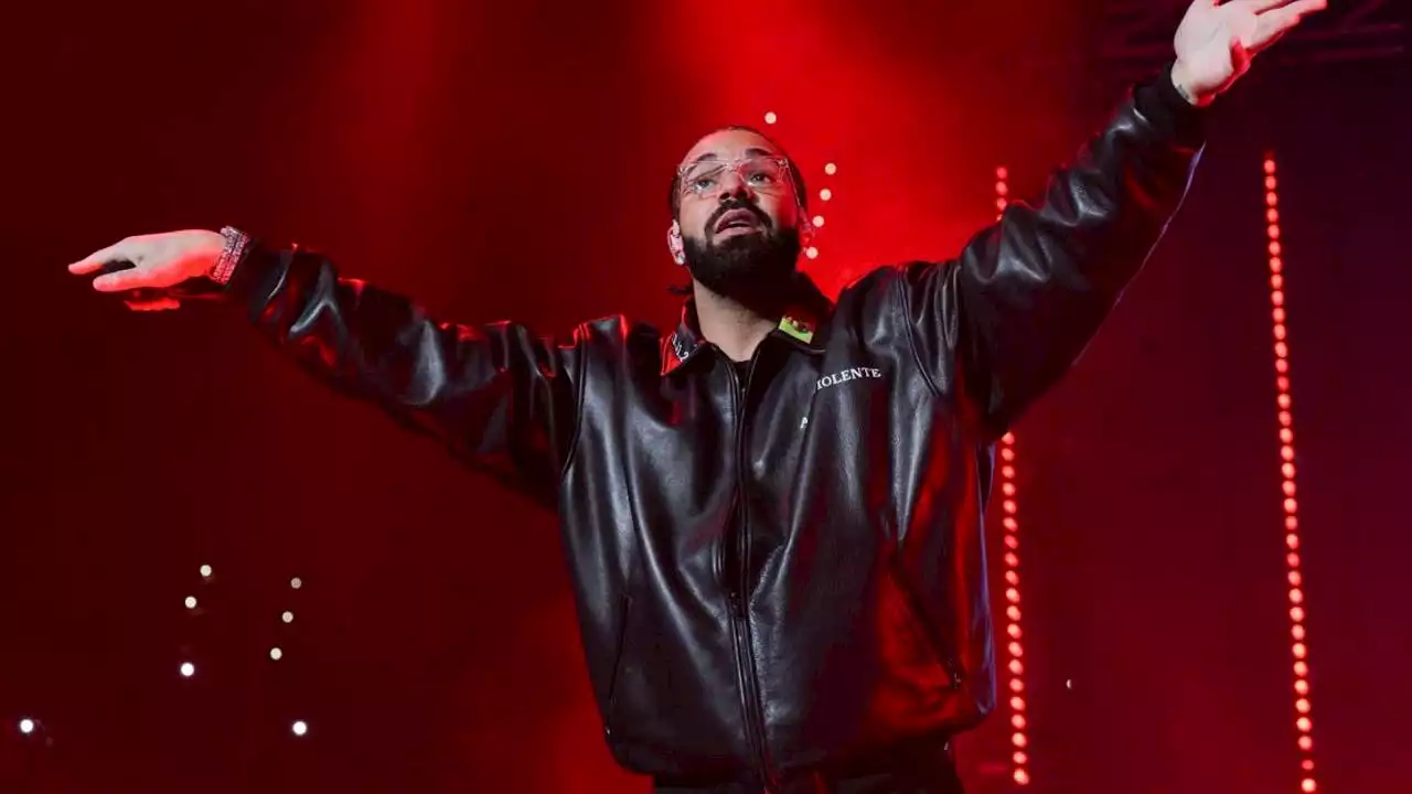 Drake announces second Houston show to 'It's All A Blur' Tour; see when it is