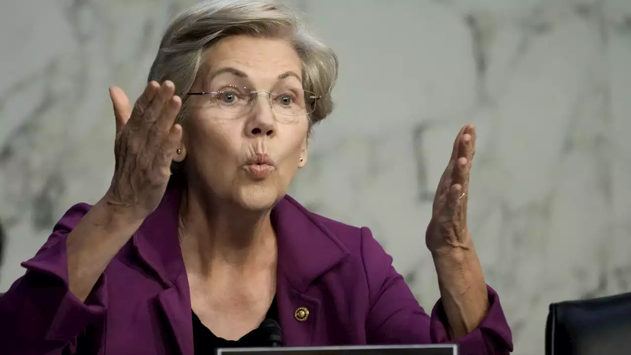 Elizabeth Warren calls for investigation into downfall of SVB, Signature Bank