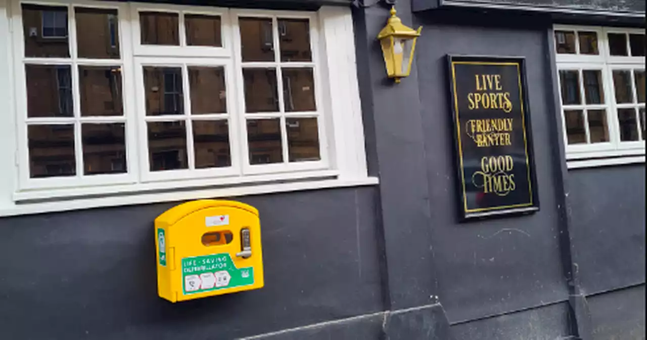 Defibrillators installed in six Glasgow community pubs