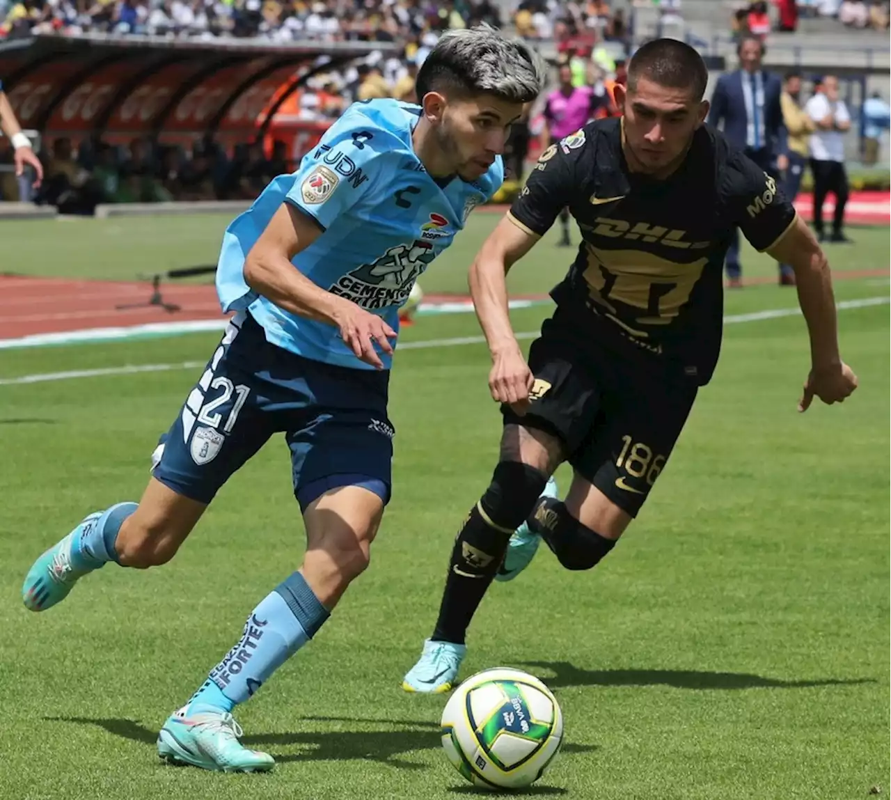 Caen los Pumas 2-0 ante el Pachuca en el Estadio Olímpico