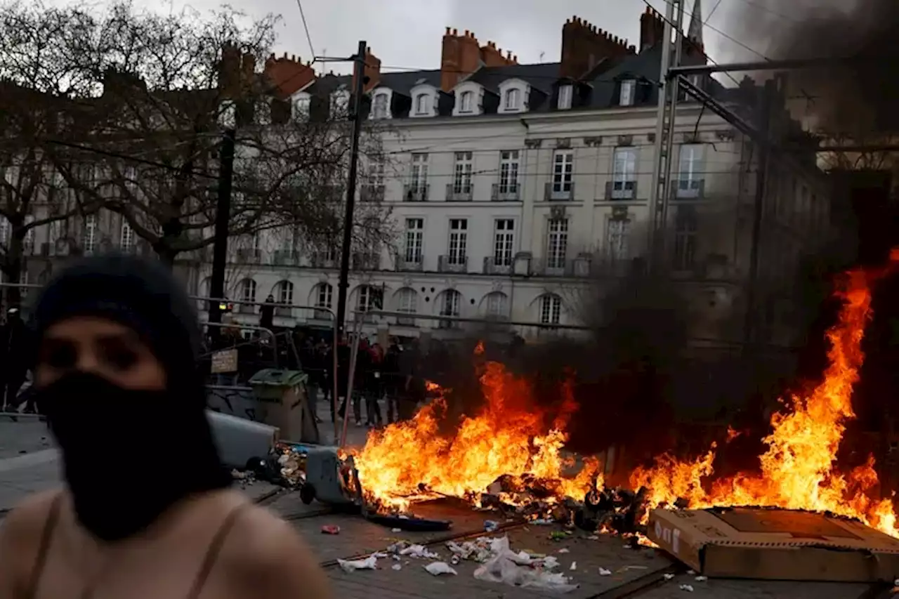 Como en Francia, los sistemas previsionales son una bomba de tiempo en varios países