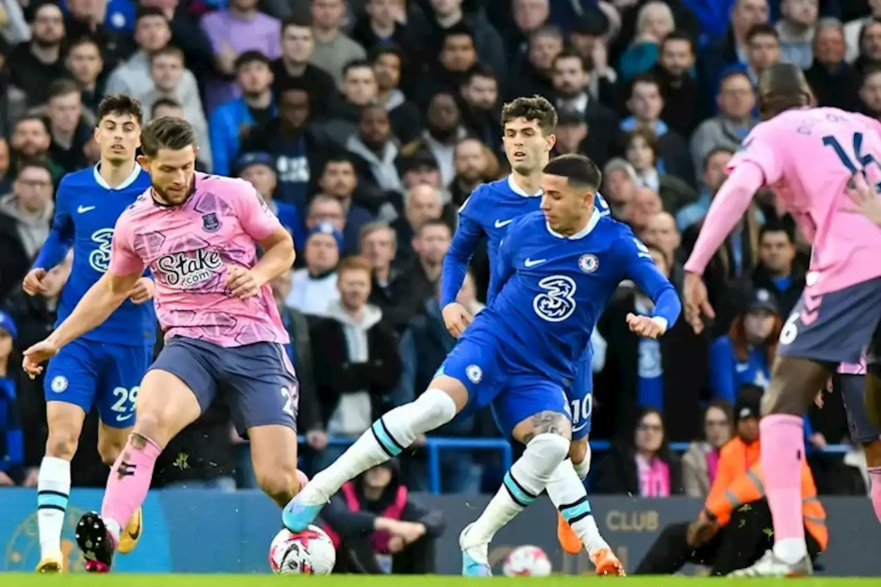 El talento de Enzo Fernández no le alcanzó a Chelsea para ganar en la Premier League: Everton le empató en el final